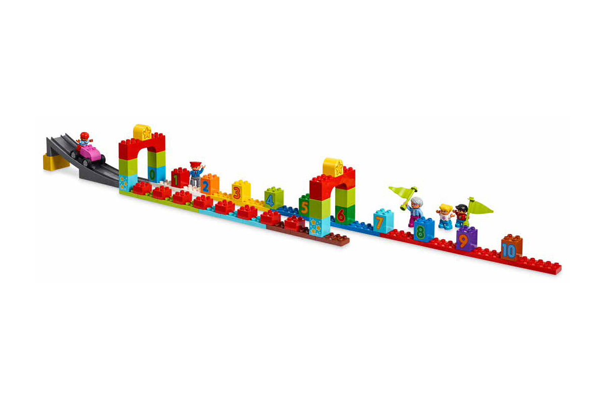 LEGO STEAM Park ramp building picture pattern.